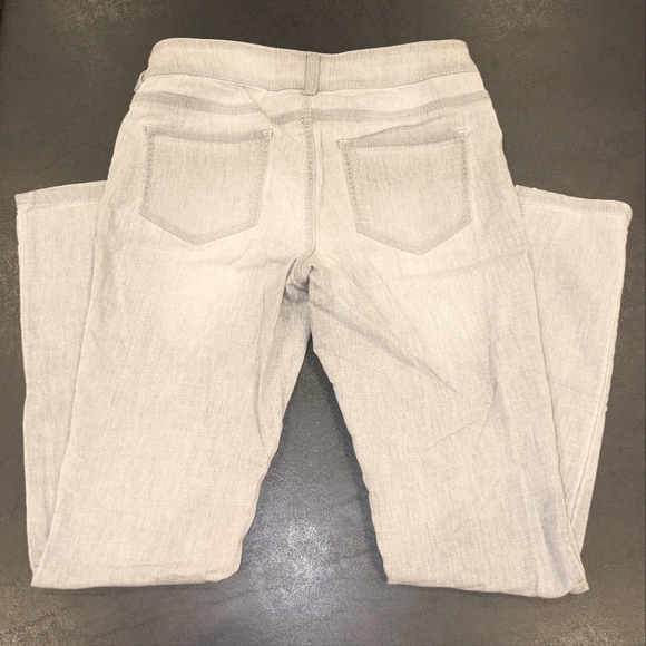 Maurice's Skinny Jeans Ladies Size S-Reg in Gray - Picture 2 of 3